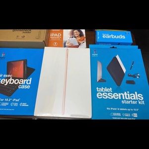 [[Special Bundle]]NEW apple iPad 8th gen 128gb WiFi Only in Rose Gold